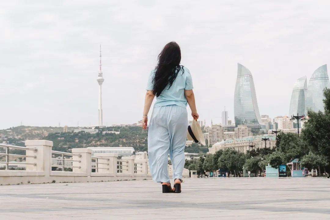 2025年智能设备行业技术发展趋势与平板电脑创新应用解析